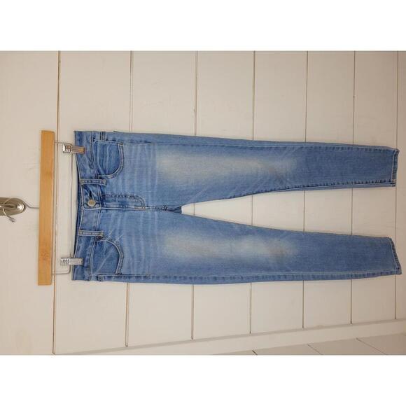 American Eagle Outfitters size 2 light blue wash denim jegging jeans - Picture 1 of 4